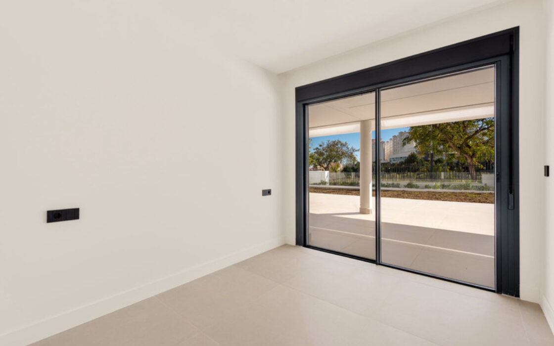 Квартира с террасой в Estepona, 109 кв.м, 3 комнаты