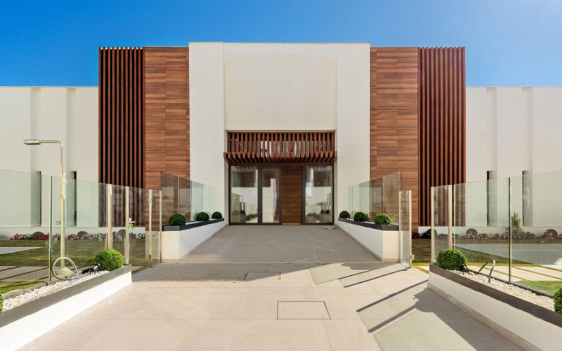 Квартира с террасой в Estepona, 109 кв.м, 3 комнаты