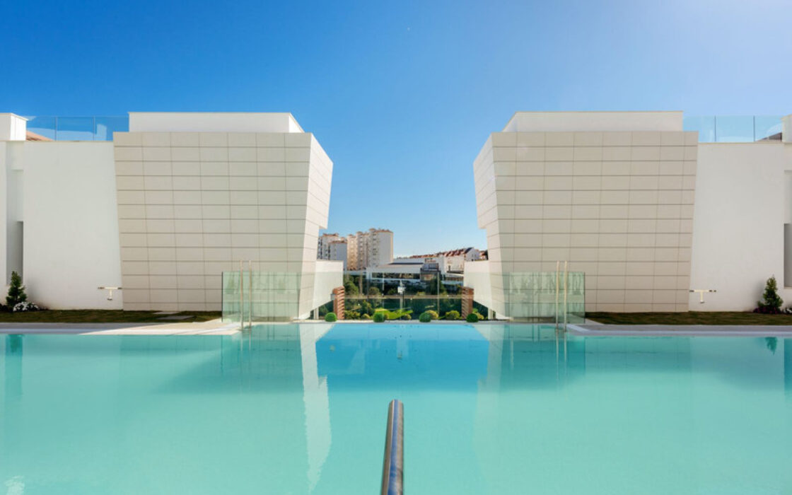 Квартира с террасой в Estepona, 109 кв.м, 3 комнаты