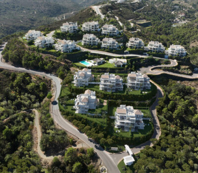 Квартира з терасою та 4 спальнями в Бенахавісі 167 кв.м