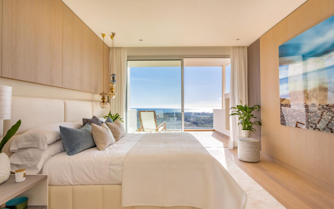 Трикімнатна квартира з терасою в Бенахавісі 123 кв.м