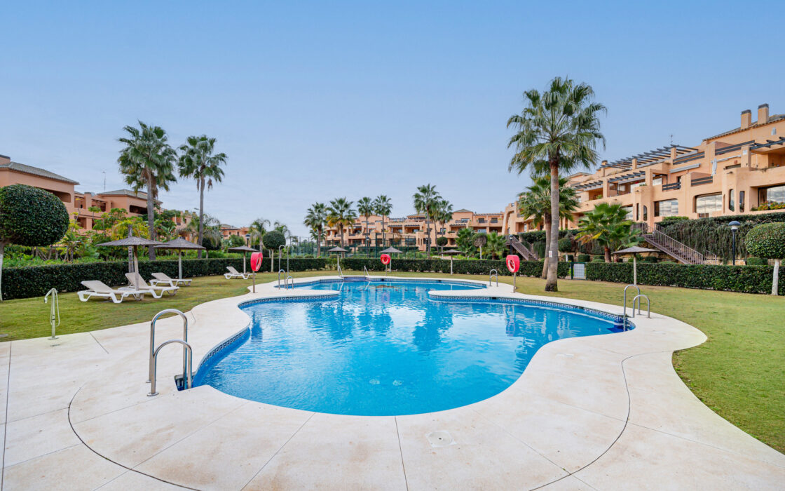 Квартира в Касаресе, 2 спальни, терраса, 150 кв.м.