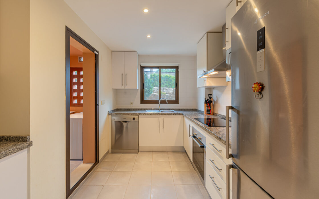 Квартира в Касаресе, 2 спальни, терраса, 150 кв.м.