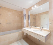 Квартира в Касаресе, 2 спальни, терраса, 150 кв.м.