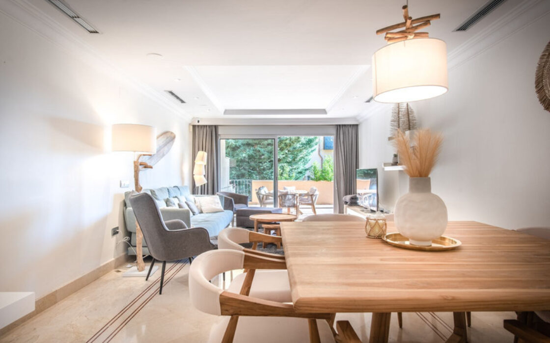 Квартира з терасою в Новій Андалусії 111 кв.м 4 кімнати