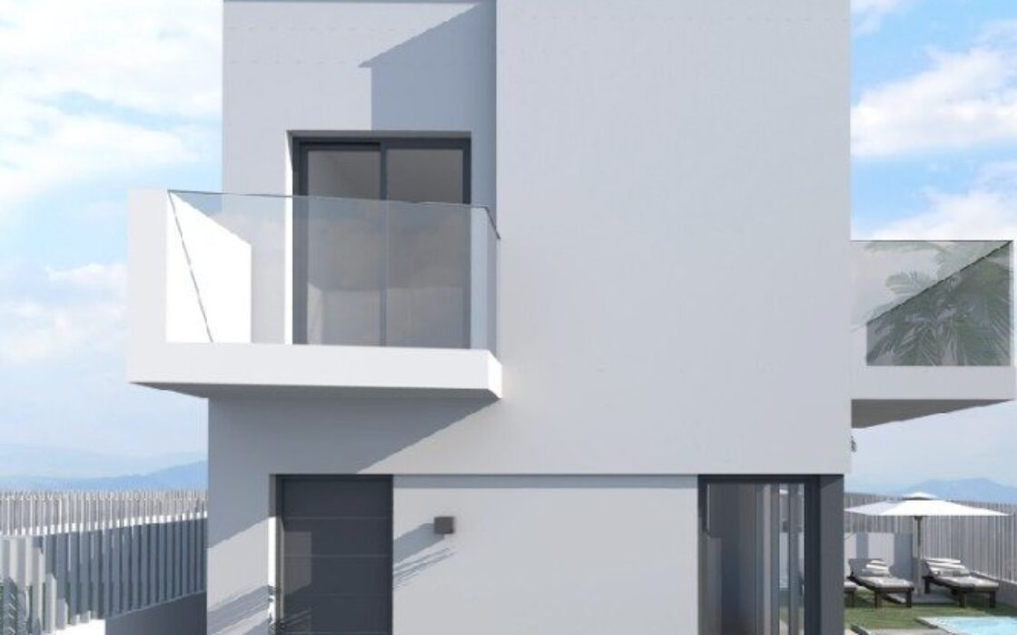 Нові вілли в Рохалесі з терасою та приватною ділянкою