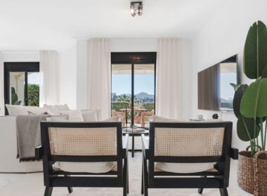 Квартира 130 кв.м с террасой в La Quinta, Испания