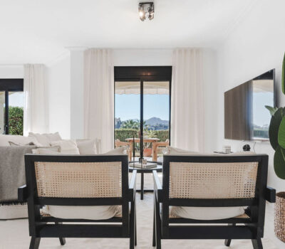 Квартира 130 кв.м з терасою в La Quinta, Іспанія