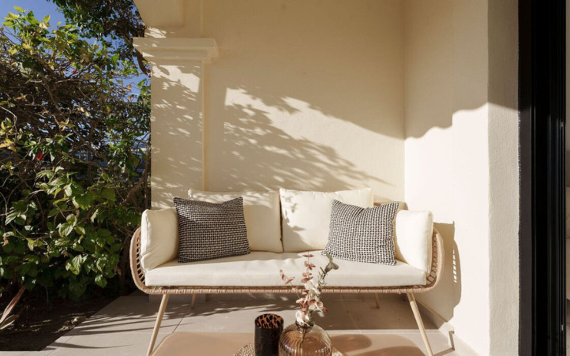 Квартира 130 кв.м с террасой в La Quinta, Испания