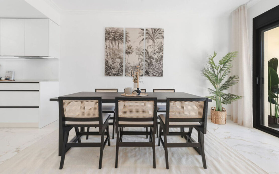 Квартира 130 кв.м с террасой в La Quinta, Испания