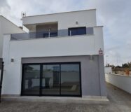 Новые виллы в Ориуэла Коста с террасами и бассейном