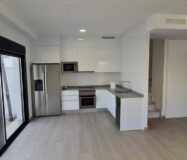 Новые виллы в Ориуэла Коста с террасами и бассейном