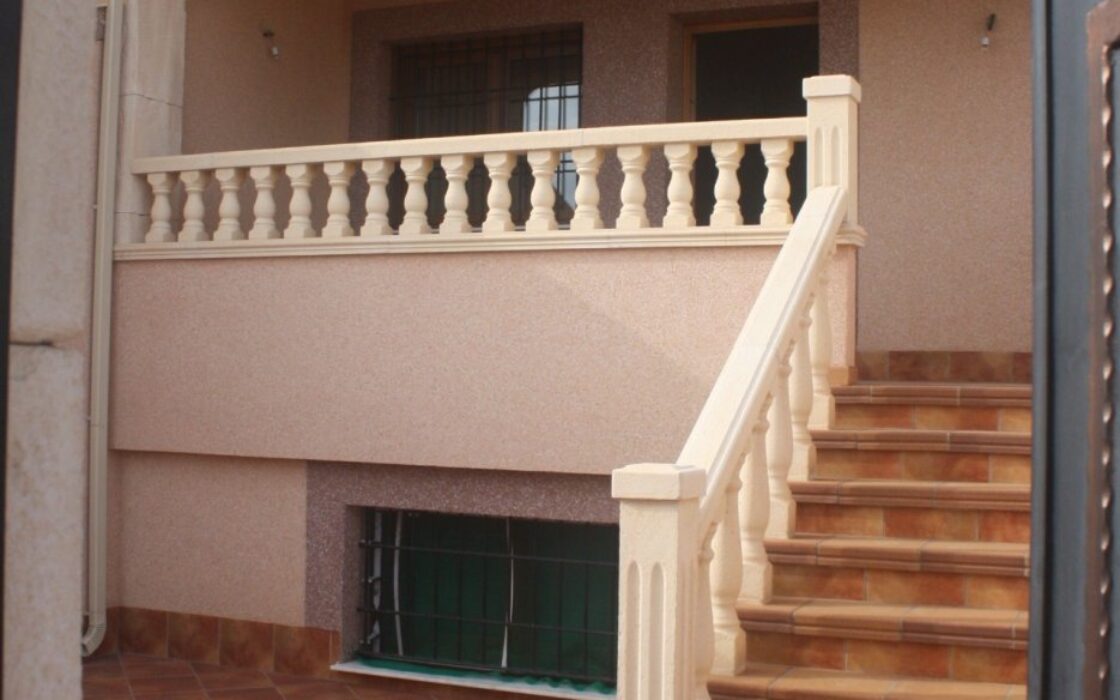 Таунхаус в Лос Альтос з солярієм та видом на озеро