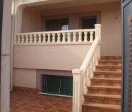 Таунхаус в Лос Альтос з солярієм та видом на озеро