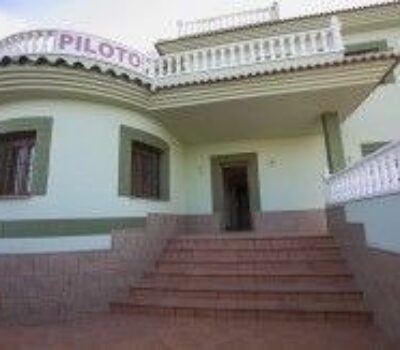 Вілла 3 спальні в Лос Альтос Торрев’єха біля моря з басейном