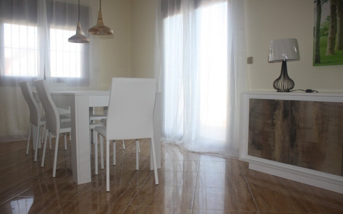 Вилла 3 спальни в Лос Альтос Торревьеха у моря с бассейном