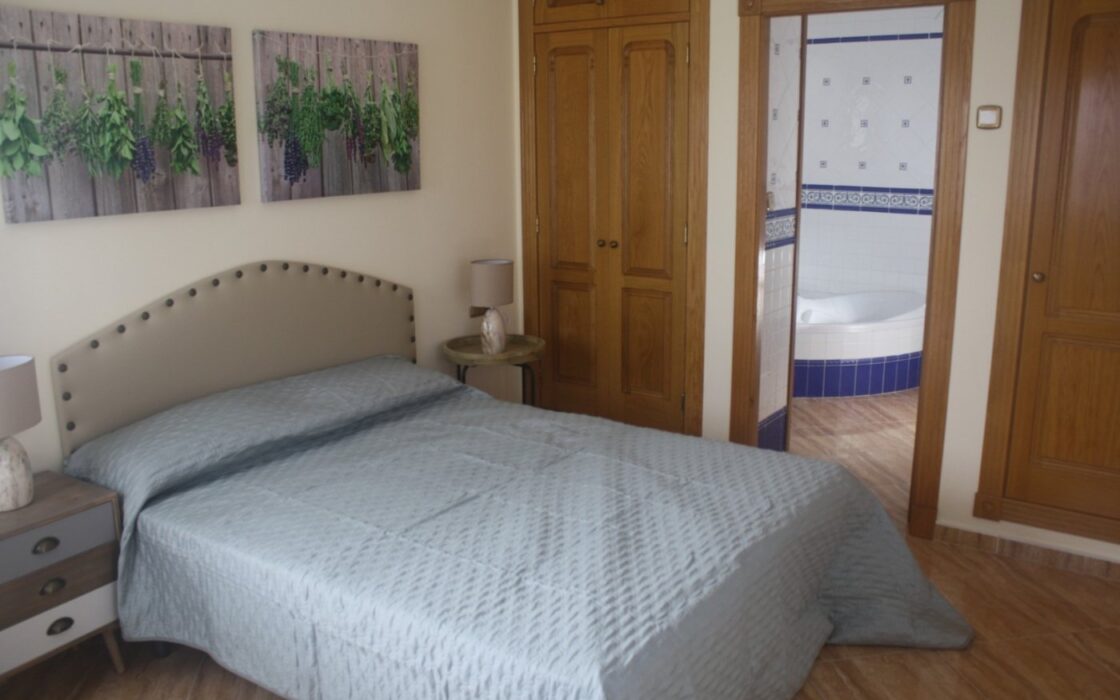 Вилла 3 спальни в Лос Альтос Торревьеха у моря с бассейном