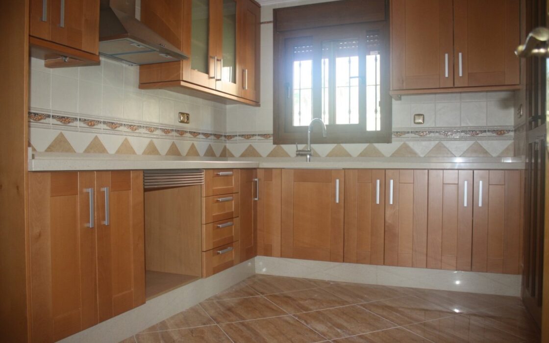 Вилла 3 спальни в Лос Альтос Торревьеха у моря с бассейном