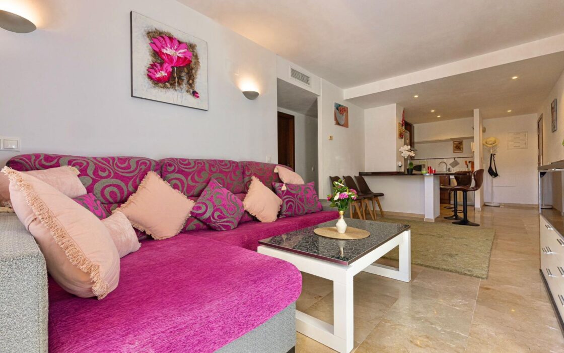 Апартаменты 3 комнаты в Торревьехе 150 м у моря с террасой