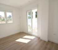 Дом 330 кв.м в La Nucía с террасой и бассейном