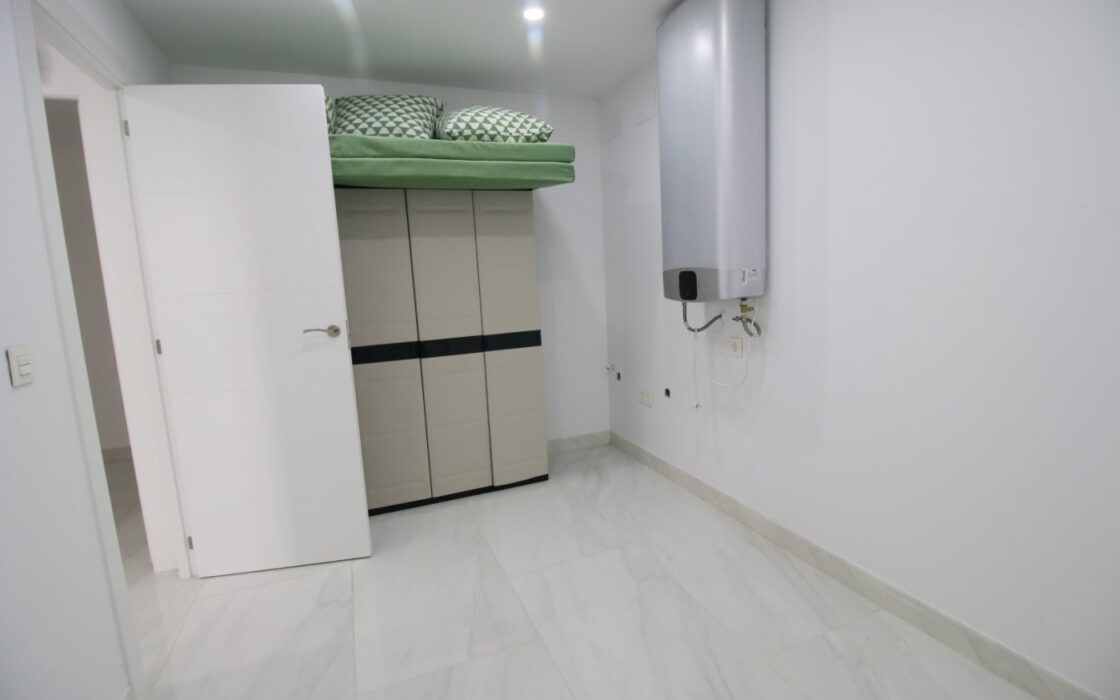 Дом 330 кв.м в La Nucía с террасой и бассейном