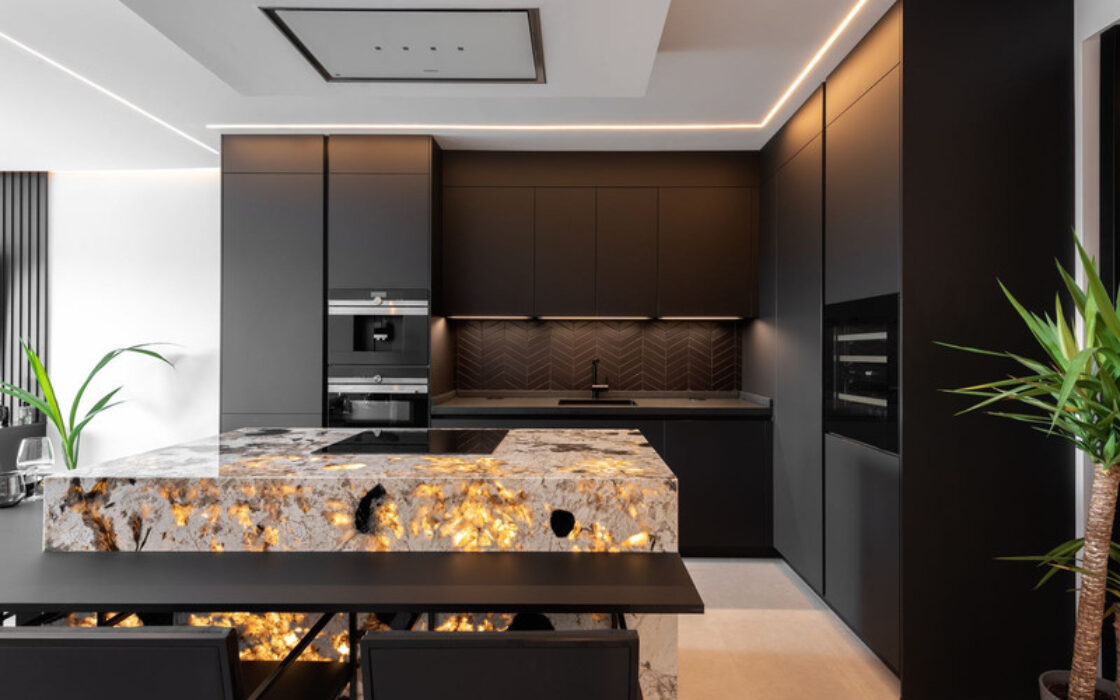 Квартира у моря в Пуэрто Банусе, 3 спальни, 146 кв.м.