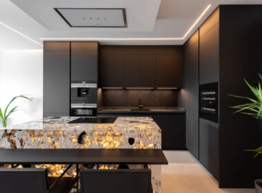 Квартира у моря в Пуэрто Банусе, 3 спальни, 146 кв.м.