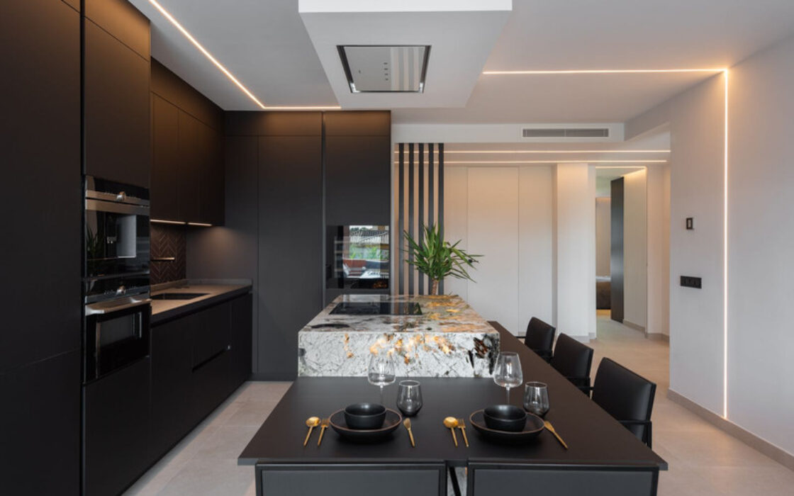 Квартира у моря в Пуэрто Банусе, 3 спальни, 146 кв.м.