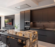 Квартира у моря в Пуэрто Банусе, 3 спальни, 146 кв.м.