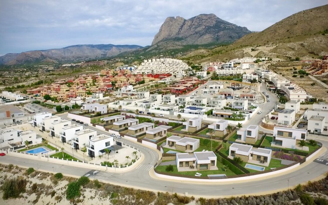 Дом в Финестрате 111 кв.м с видом на море и бассейном