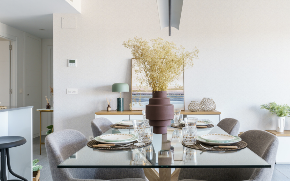 Новые апартаменты с 2 спальнями в Михас Коста у моря