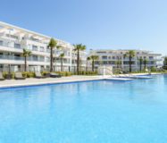 Новые апартаменты с 2 спальнями в Михас Коста у моря