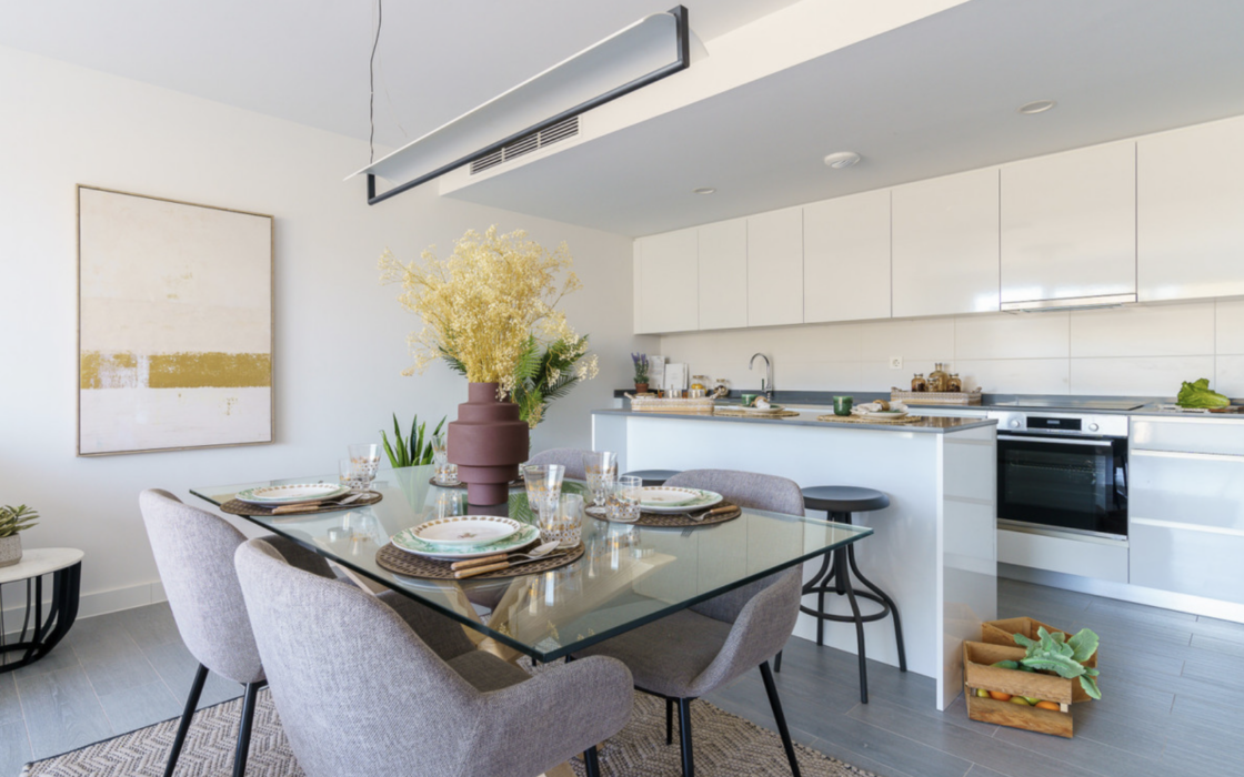 Новые апартаменты с 2 спальнями в Михас Коста у моря