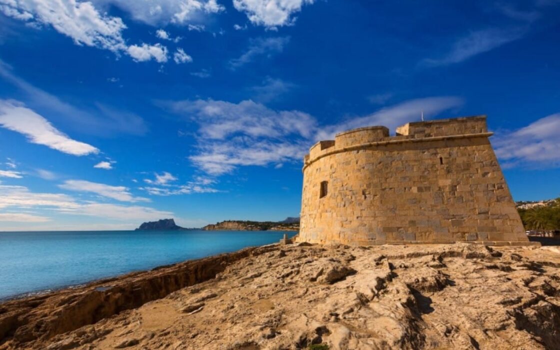 Будинок в Теулада, 196 кв.м, 4 кімнати, вид на море, 2022 року