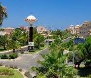 Дом в Oliva 262 кв.м у моря с террасой и бассейном