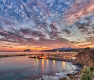 Дом в Oliva 262 кв.м у моря с террасой и бассейном