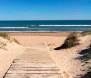 Дом в Oliva 262 кв.м у моря с террасой и бассейном