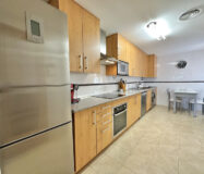 Квартира с террасой в Эстепоне, 2 спальни, 104 кв.м