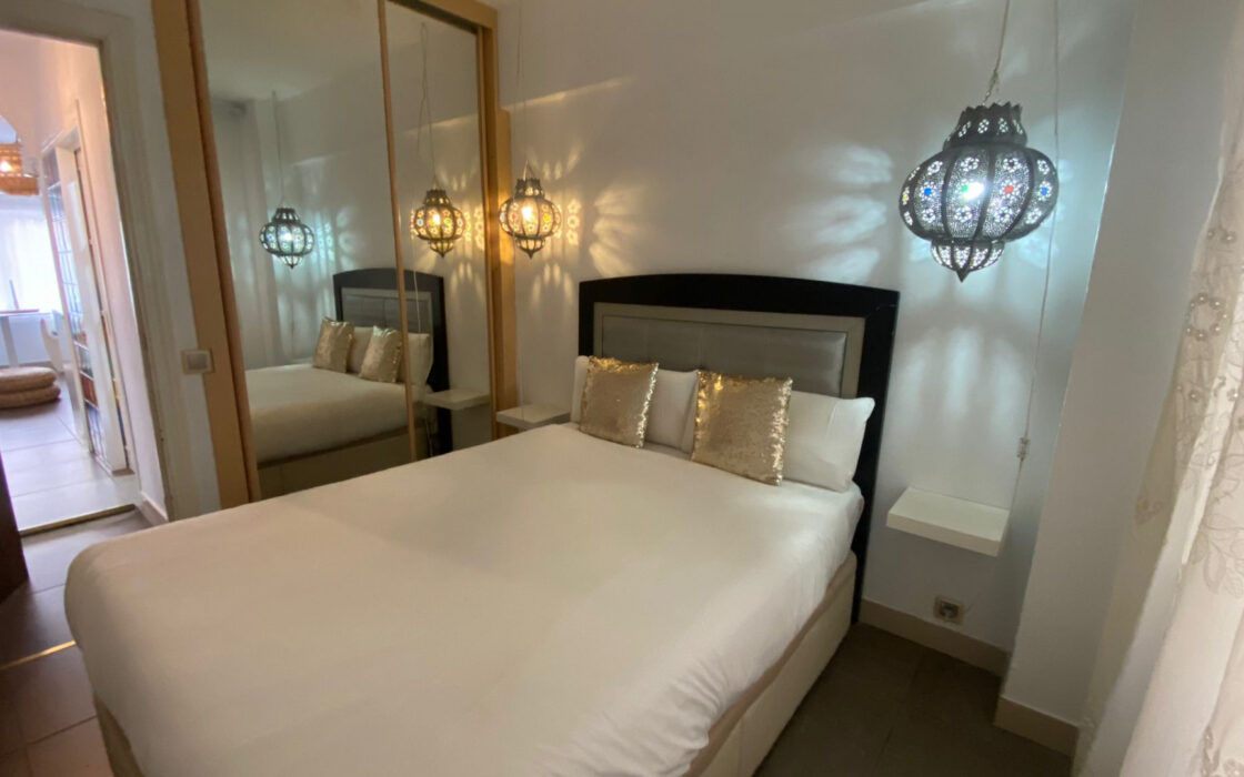 Квартира на Плая Малагета, 34 кв.м, с мебелью у моря