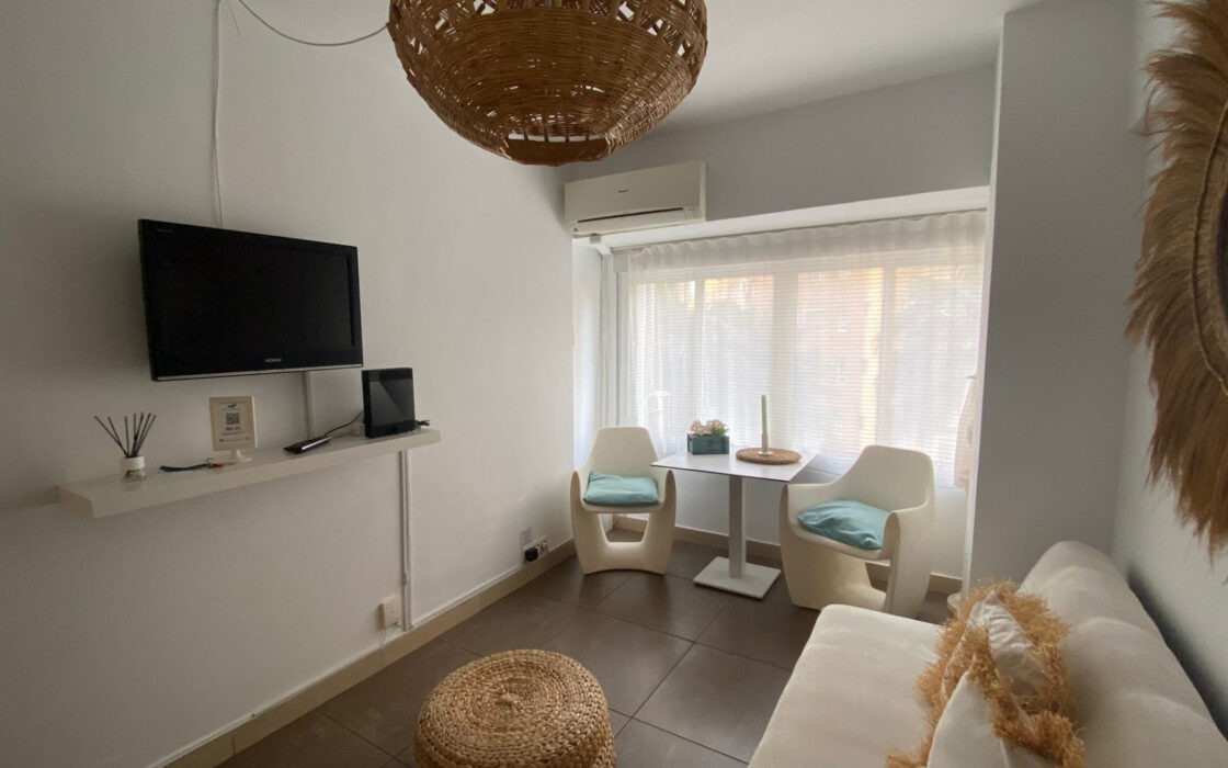 Квартира на Плая Малагета, 34 кв.м, с мебелью у моря