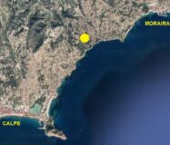 Будинок 260 кв.м в Бениссі біля моря з басейном та терасою