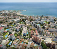 Трехкомнатная квартира с террасой в Бенальмадене 119 кв.м