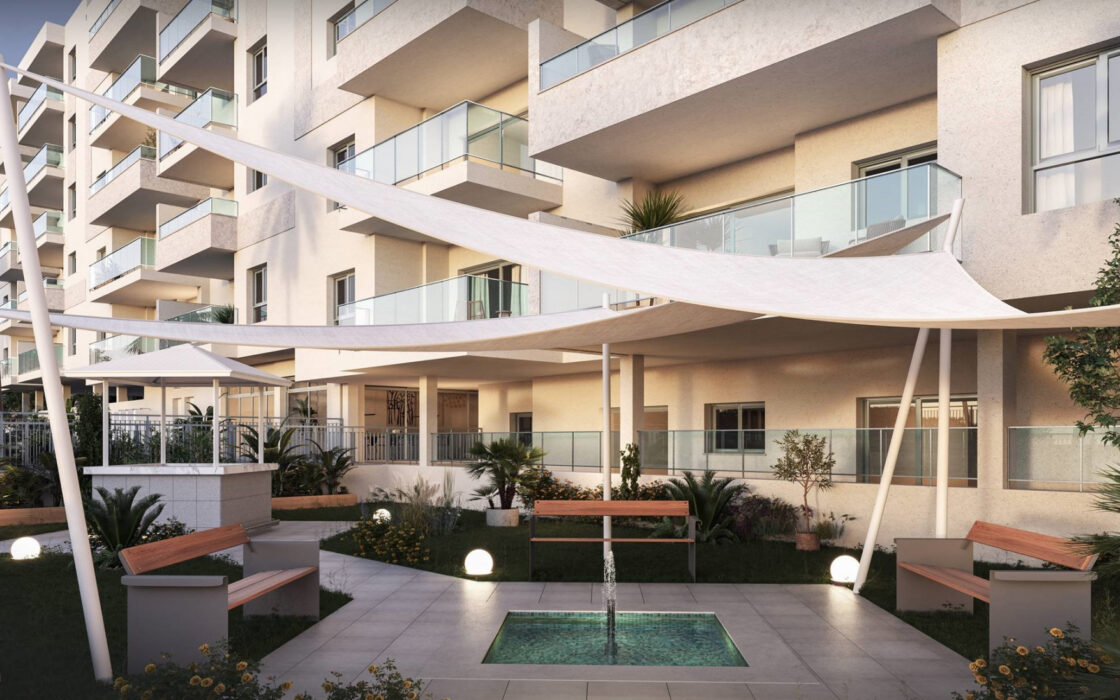 Трехкомнатная квартира с террасой в Бенальмадене 119 кв.м