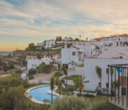 Просторная 2-комнатная квартира с террасой в Бенахависе