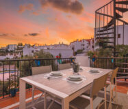 Просторная 2-комнатная квартира с террасой в Бенахависе