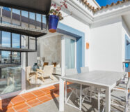 Просторная 2-комнатная квартира с террасой в Бенахависе