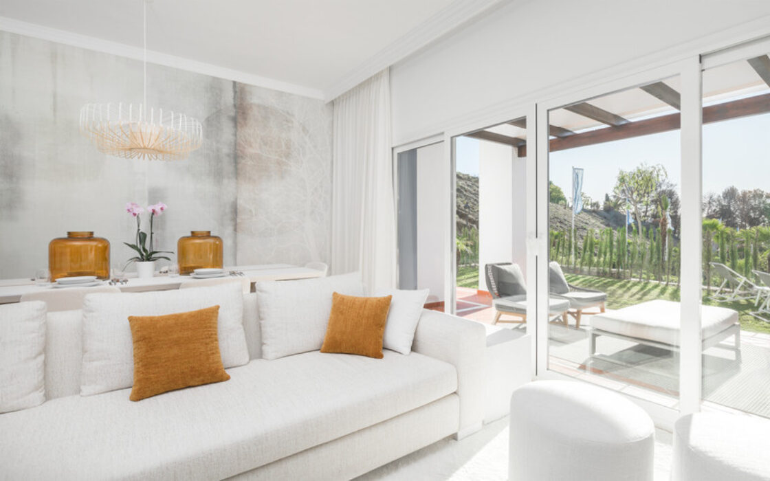 Просторная 2-комнатная квартира с террасой в Бенахависе