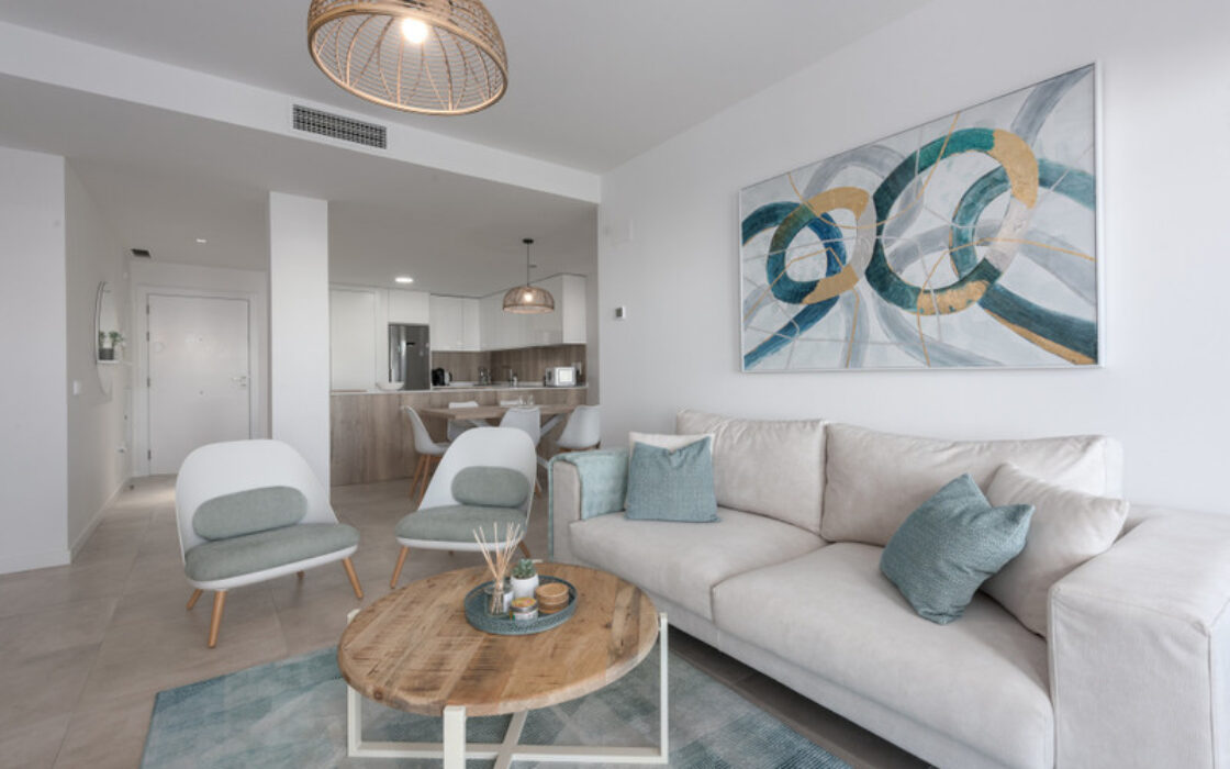 Квартира 3 спальни в Эстепоне с видом на море 124 кв.м