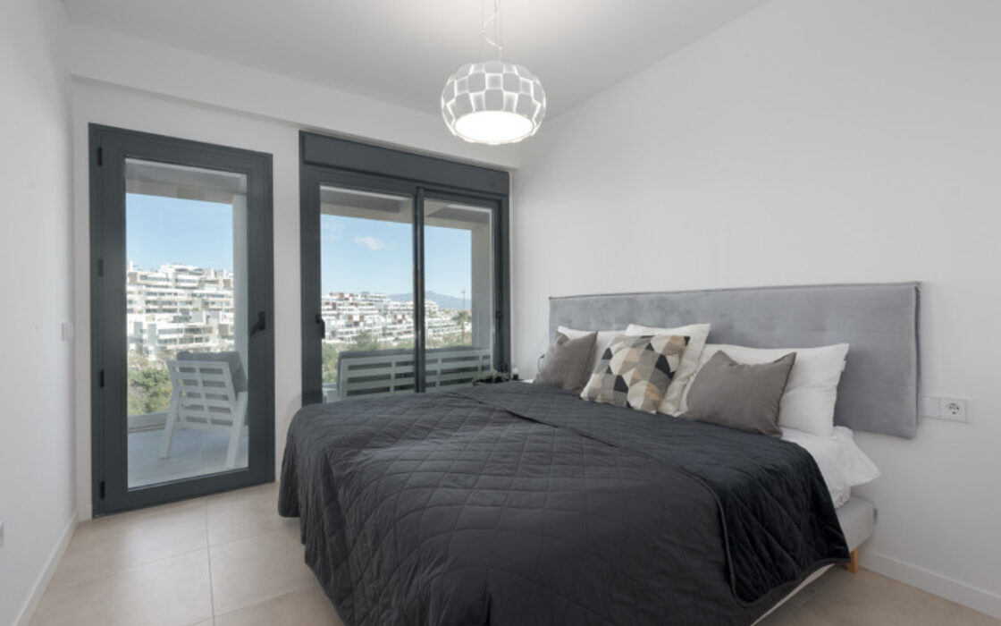 Квартира 3 спальни в Эстепоне с видом на море 124 кв.м