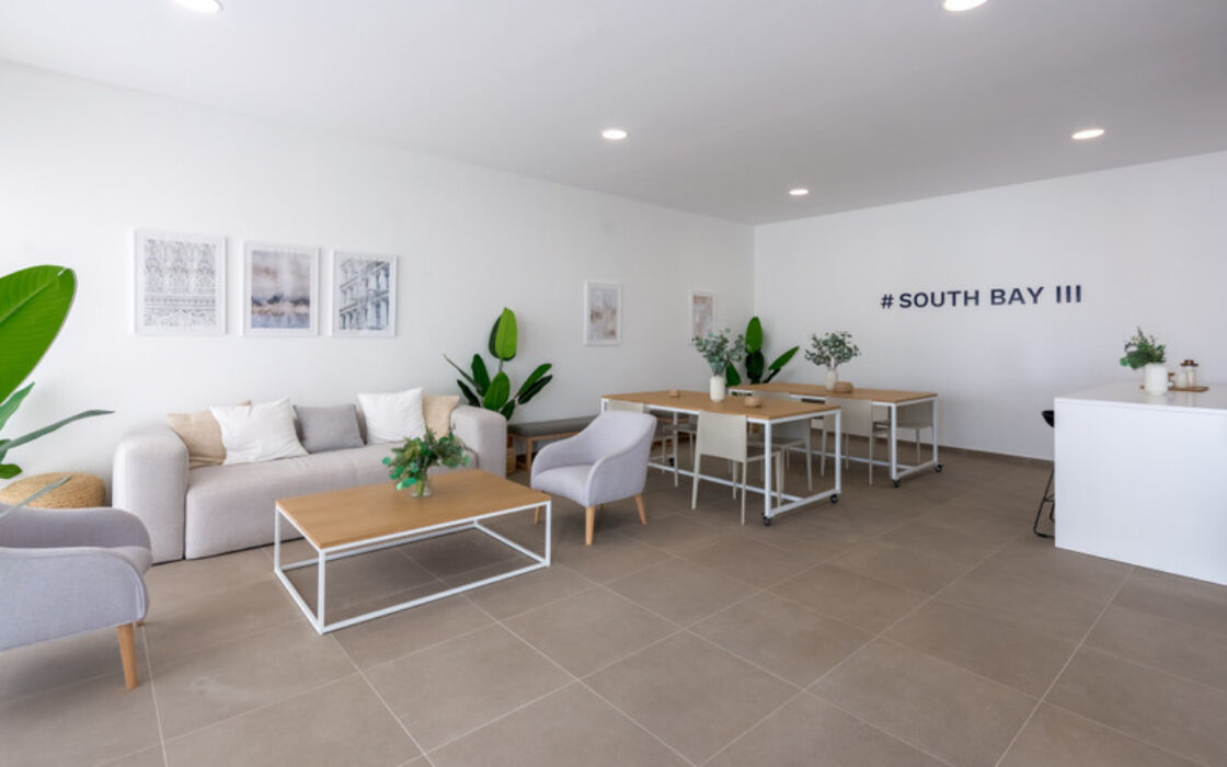 Квартира 3 спальни в Эстепоне с видом на море 124 кв.м